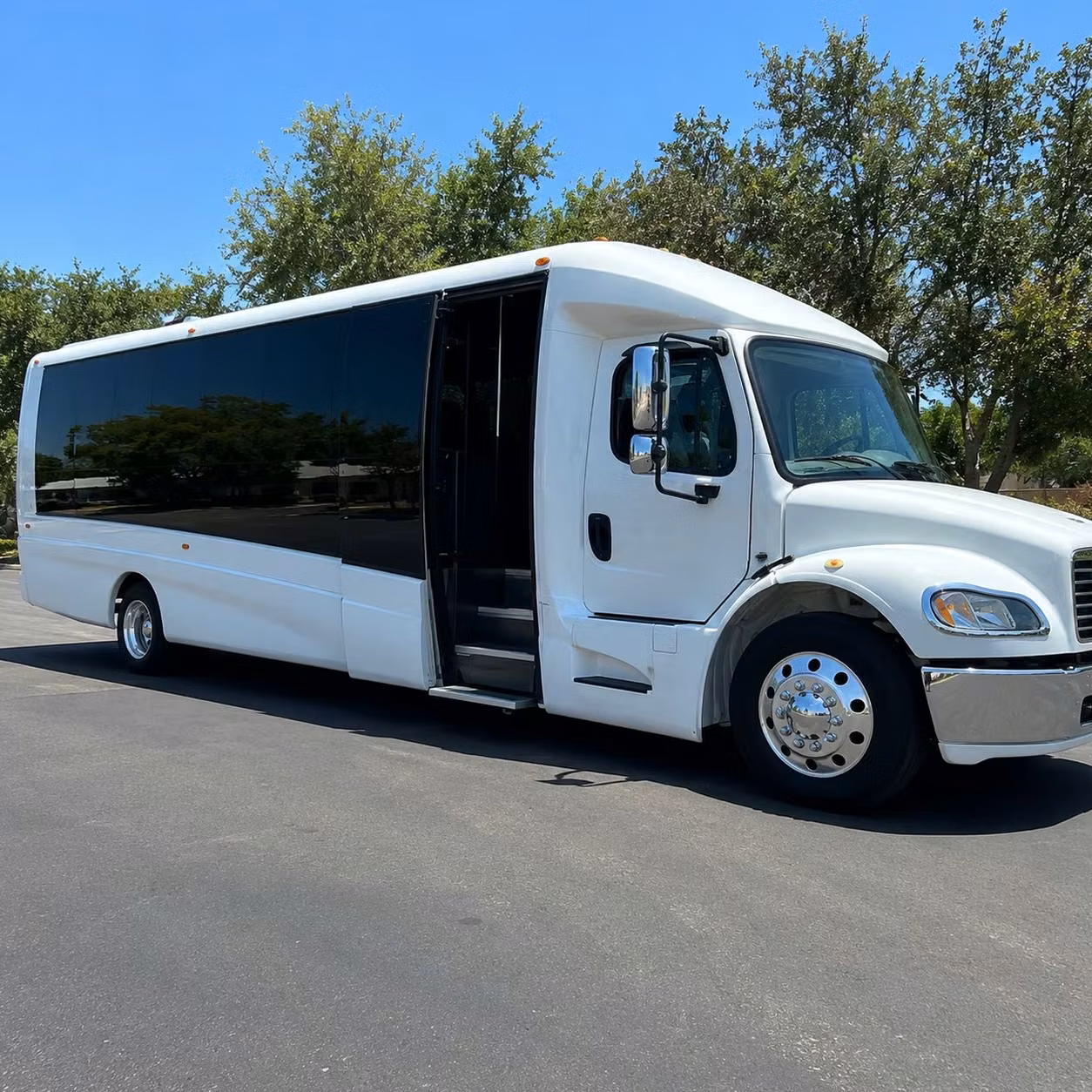 15 passenger minibus