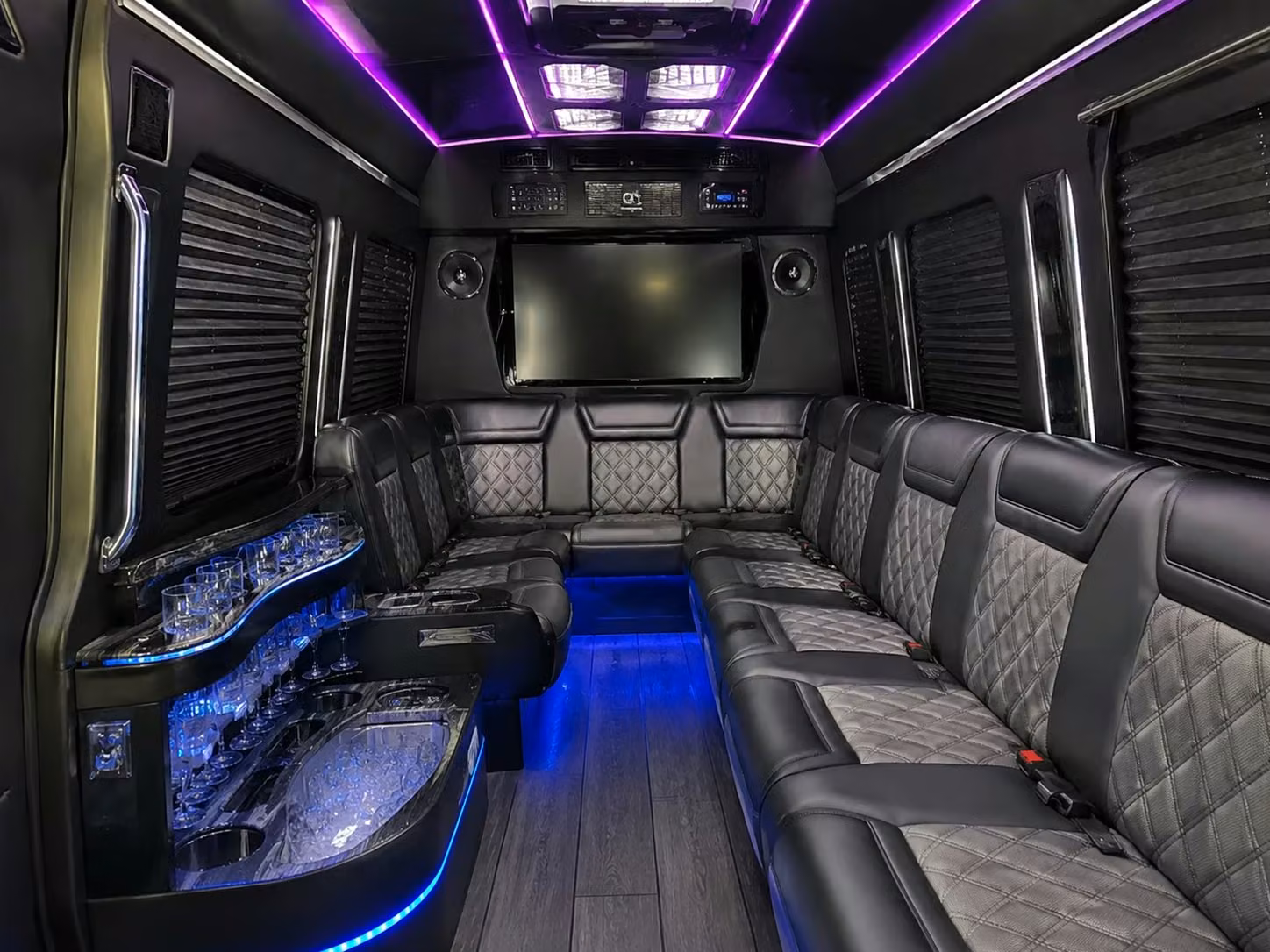 airport shuttle service for out of town wedding guests flying into phoenix sky harbor