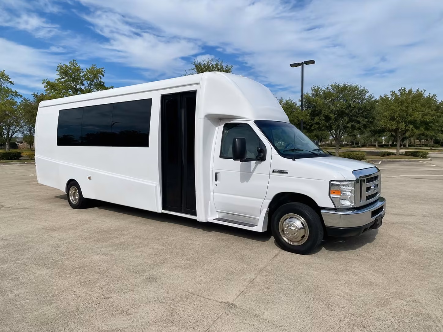 party buses for scottsdale old town bar crawls before and after the show