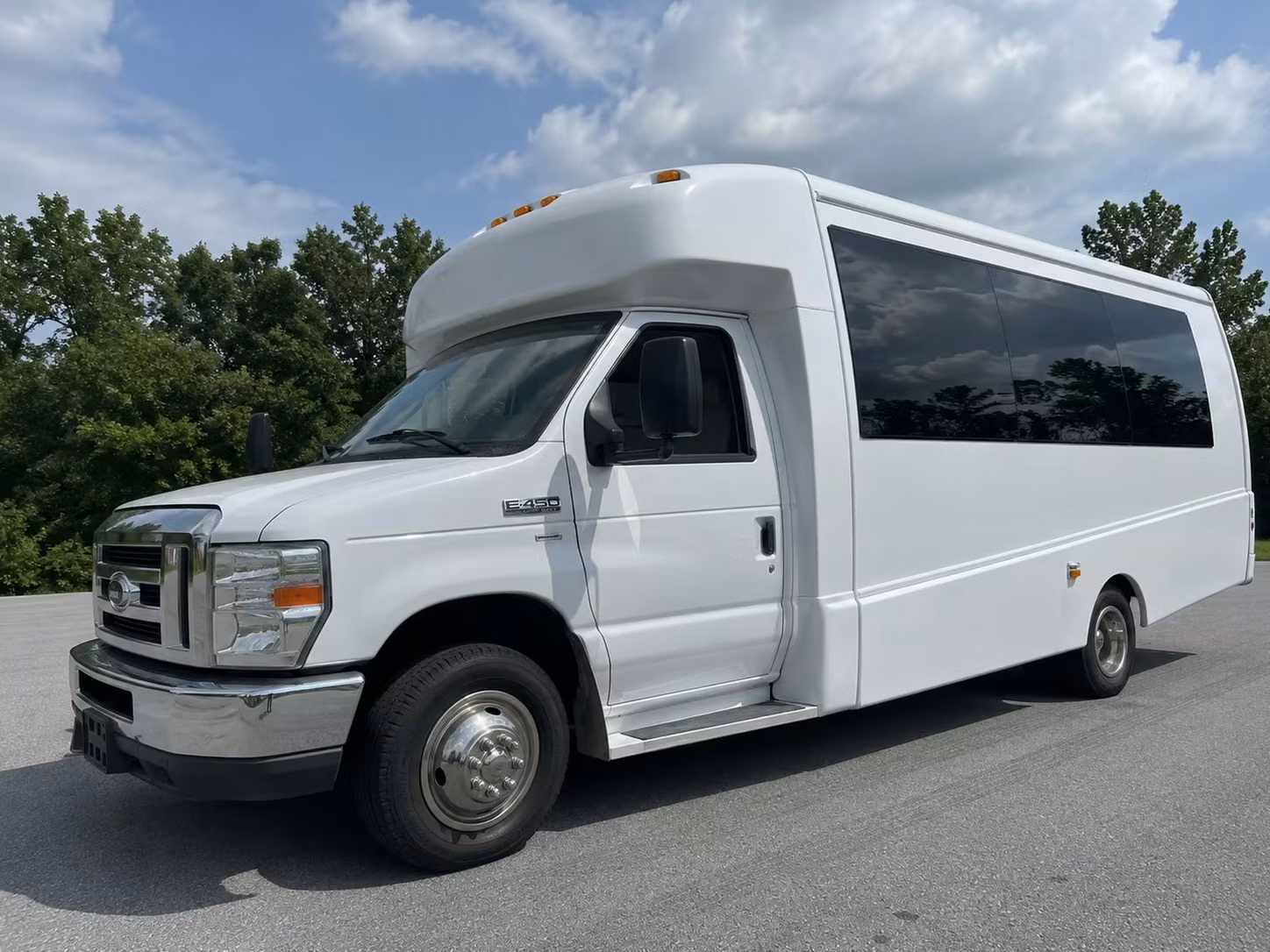 scottsdale party bus rentals that keep the energy going from first pickup to last drop off